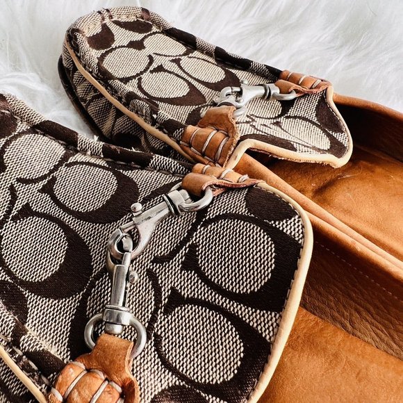 COPY - Vintage Coach Classic Monogram Jacquard Hard Sole Pennie Slip on Sandals… - Picture 5 of 7